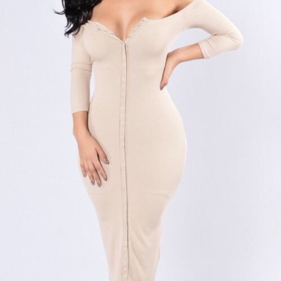Fashion Nova Dresses & Skirts - Fashion Nova button Midi dress